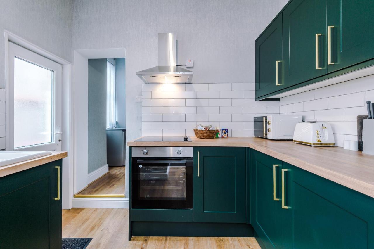 مانشستر 3 Bed Property, Upto 8 Guests Near City Centre المظهر الخارجي الصورة